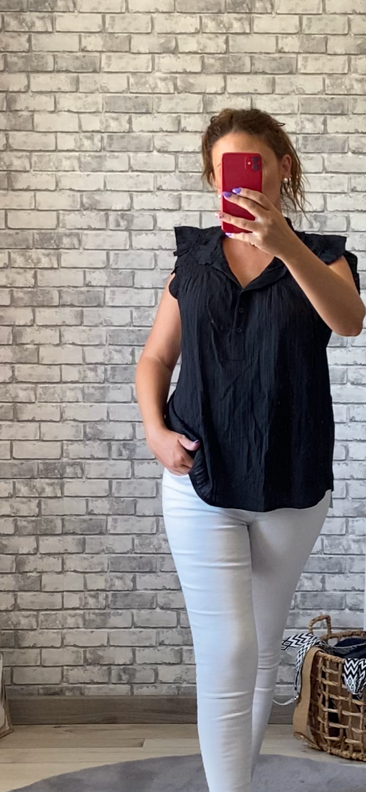Haut noir femme élégant - vue de face portée"