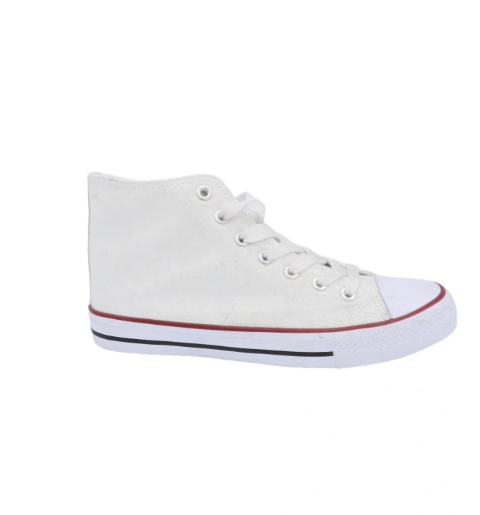 Basket toile blanche femme - confort style casual vue de face"